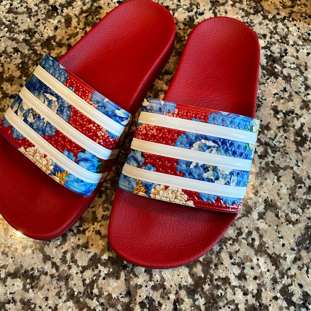 Adidas Adilette Slides